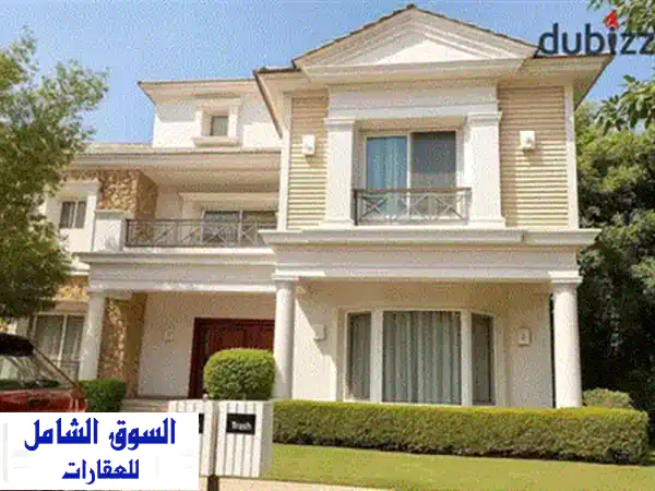 فرصة العمر: مبنى لقطة دورين وروف 492م بإطلالة بانورامية ساحرة على الأهرامات مباشرة أمام ماونتن فيو وعلى طريق الصحراوي!