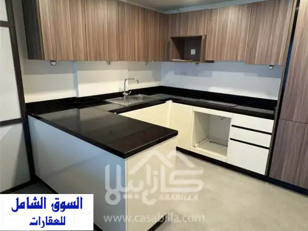 شقة فاخرة للبيع في دلمونيا البحرين: إطلالة استثنائية وحياة عصرية | 2 غرف نوم + خادمة