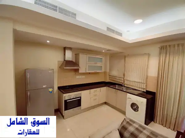 شقة فاخرة للإيجار في الزنج | غرفتي نوم مفروشة بالكامل بـ 320 د.ب شامل EWA وقرب مستشفى الكندي!