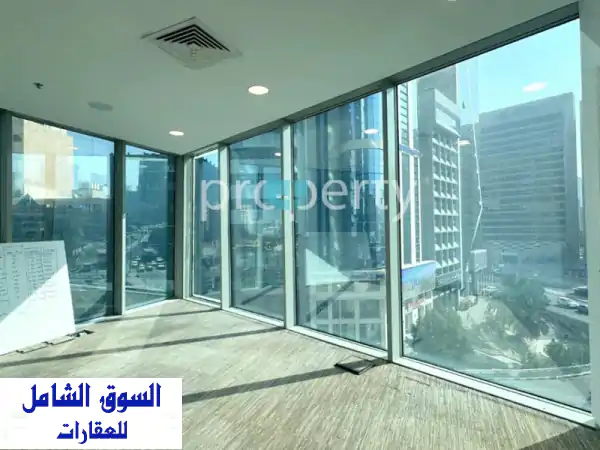 مكتب فاخر للإيجار بالشرق: طابق كامل بإطلالة بحرية خلابة | موقع استراتيجي مميز