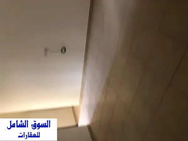 شقة أحلامك للإيجار في عراد: واسعة، نظيفة، وهادئة بـ...