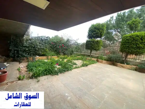 شقة فخمة أرضية للبيع في بسابا | 185م² + 300م² حديقة وتراس...