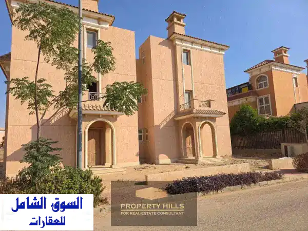 فيلا مستقلة استلام فوري بـ نيوم أكتوبر - 6 أكتوبر | 370م...