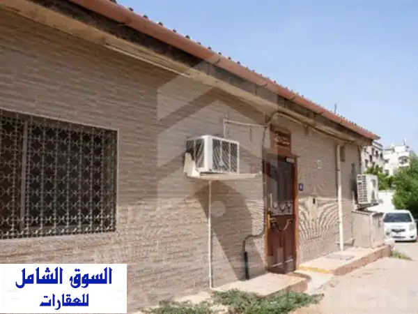 بيت عربي عائلي للإيجار السنوي بالراشدية 3 عجمان | 3 غرف نوم، صالة ومجلس | 90,000 د.إ