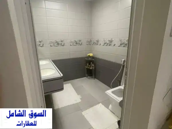 فرصة استثنائية: فيلا فخمة للبيع في الشارقة، شرقان - 8225 قدم مربع من الفخامة والخصوصية!