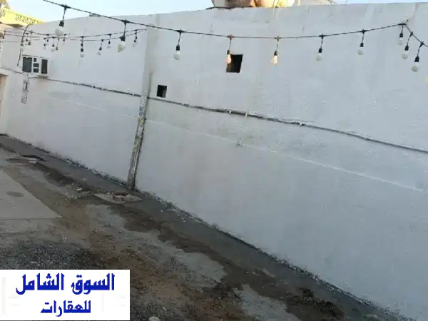 للبيع بيت عربي استثماري في ليوارة عجمان: دخل 100 ألف درهم | استثمارك الآمن والمضمون