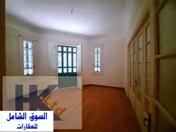 فرصة استثمارية وسكنية لا تعوض: وحدة فندقية الترا سوبر لوكس بفيو مفتوح في صواري - تسهيلات على 10 سنوات!