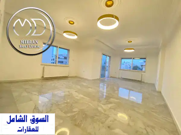 شقة للبيع بالجاردنز | طابق أخير 235م مع روف خاص 100م...