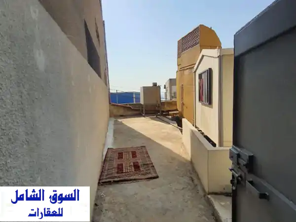 مستودع للإيجار رومية المتن: 1350م صناعي درجة أولى، ارتفاع 4.60م - استثمارك الأمثل!