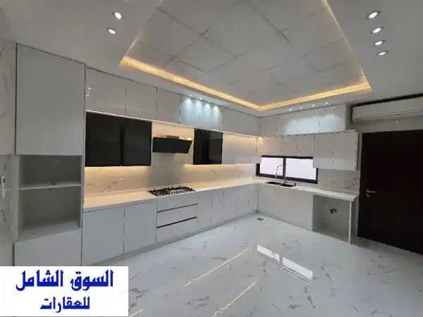 للبيع: فيلا فخمة مودرن كلاسيك جديدة في العامرة، عجمان...