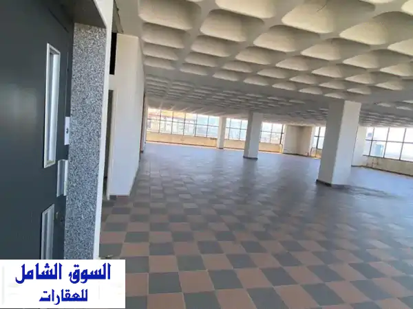 فرصة استثمارية ذهبية: مساحة أطفال ضخمة 600م²...