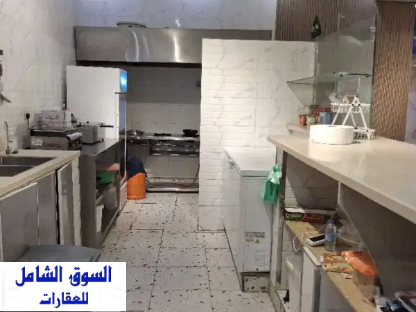 بوفية للتقبيل حي الضيافة قريبة من حنيذملة موقع ممتاز لمن عندة الخبرة ورأس المال والتقبيل بكامل ...