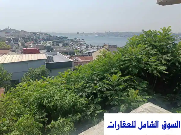 أرض مساحة 176 متر مربع على شاطئ أوسكودار ملاصقة...