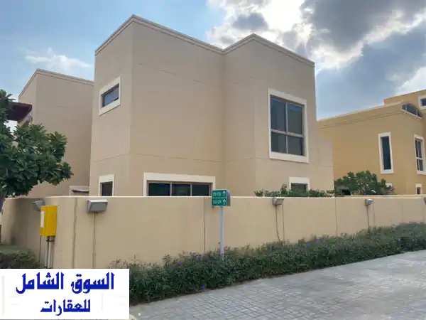 فيلا 3 غرف نوم للإيجار في حدائق الراحة