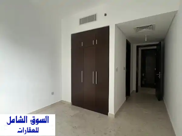 شقة فاخرة بإطلالة المسبح في قلب جزيرة الريم