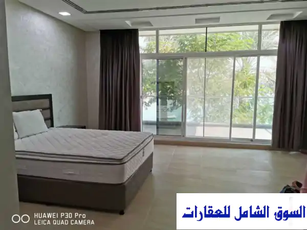 إيجار فيلا الأحلام الفاخرة: 7 غرف نوم على الشاطئ بمسبح خاص في جزر أمواج، المحرق - مفروشة بالكامل!