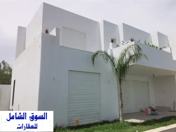 فيلا فاخرة شار فت أشغالها على الانتهاء وجاهزة...