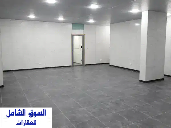 فرصة لا تعوض: مستودع 100م2 مجدد بالكامل للبيع...