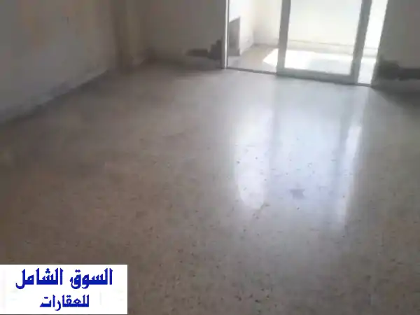 شقة للايجار زقاق البلاط