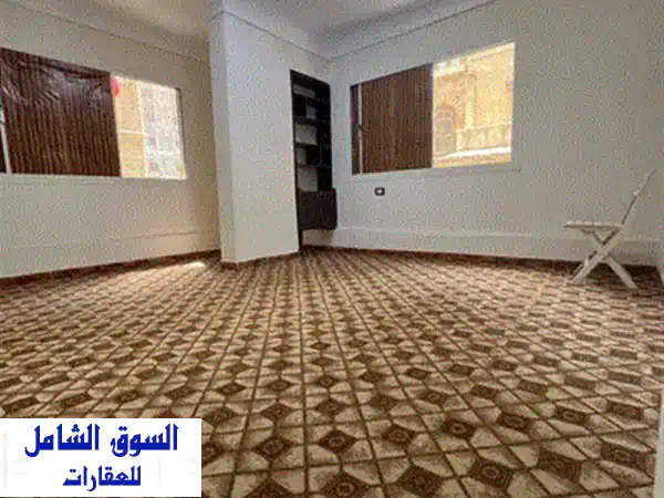 مكتب تجارى للإيجار بشارع الجلاء  قريب من فيكتوريا  موقع حيوى ومتميز مناسب لكبرى الأنشطة التجارية والإدارية المساحة: 120 متر