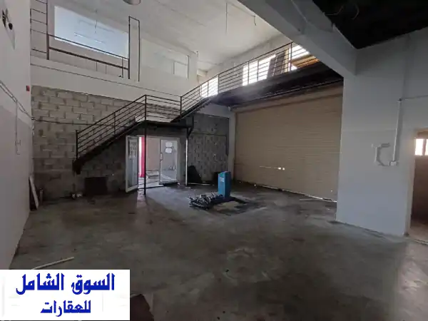 للإيجار كراج في الحد دلمونيا موقع ممتاز على شارع مع شهرين مجاني. تتوفر مواقف خاصة للكراج ومواقف ...