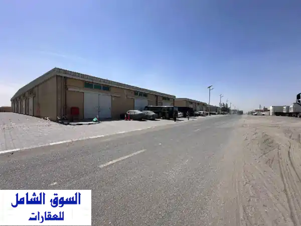 فرصة استثمارية استثنائية: مشروع صناعي متكامل للبيع في الصجعة الشارقة - عائد سنوي 3.3 مليون درهم!