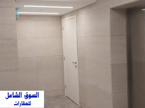 مكتب إداري فاخر للإيجار بقلب شرق | شارع جابر المبارك الرئيسي | 90م² | فرصة استثمارية مميزة
