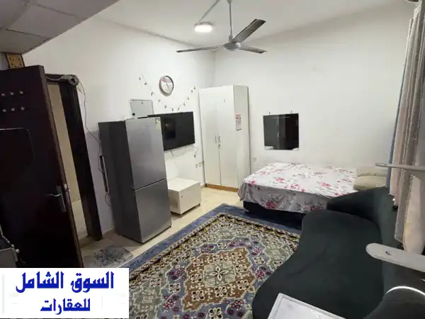 استوديو مفروش راقٍ للايجار بالشارقة الغوير | 2000...
