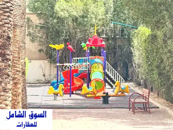 شقة للإيجار بسلوى: 3 غرف نوم فسيحة + غرفة خادمة...