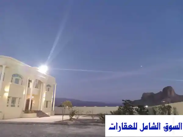 منزل الأحلام ببهلاء بلادسيت: فيلا فاخرة بمساحة 5000م² قرب الشارع العام - فرصة لا تعوض!