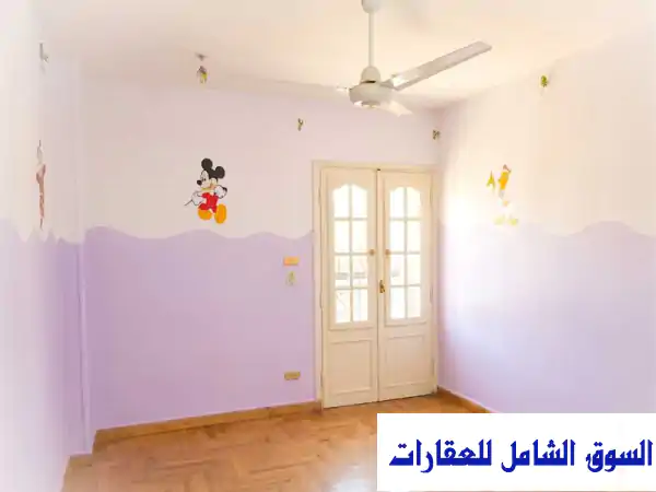 فرصة ذهبية بالزيتون، القاهرة: عقار كامل 5 أدوار + بدروم - سوبر لوكس، موقع استثماري قرب المترو