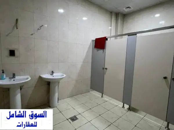 فرصة استثمارية ممتازة في موقع حيوي محلات تجارية متوفرة للبيع داخل bash mall بمساحات وأسعار متنوعة ...