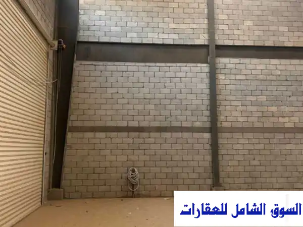 مخزن للإيجار فى 6 أكتوبر365 متر موقع مميز ارتفاع 13...