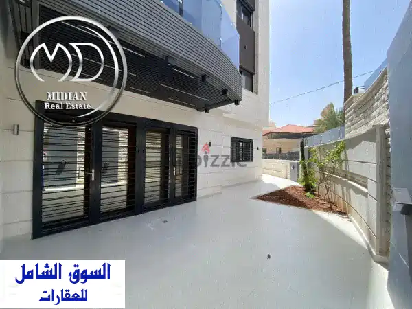 شقة أرضية جديدة وفاخرة للبيع في دير غبار | 250م...