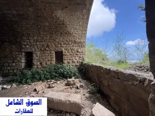 فيلا تراثية فاخرة للبيع في عاليه | 150 عاماً من العراقة وإطلالة بانورامية على بيروت والبحر