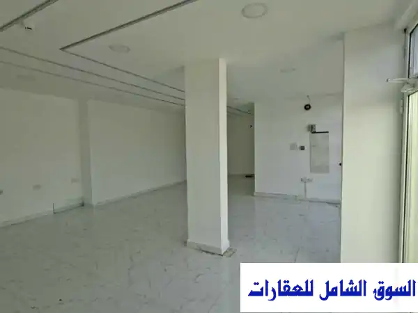 فرصة ذهبية في الحد! 3 محلات تجارية مميزة للإيجار بميزانين | موقع حيوي مقابل منتزه خليفة المحرق | جاهزة لمشروعك بـ 450 د.ب