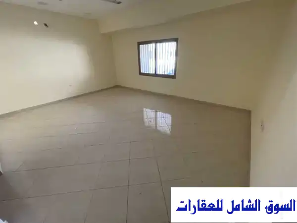 للإيجار: شقة 3 غرف واسعة ومريحة في توبلي...