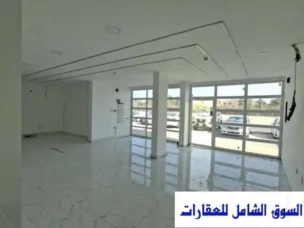 فرصة ذهبية في الحد! 3 محلات تجارية مميزة...