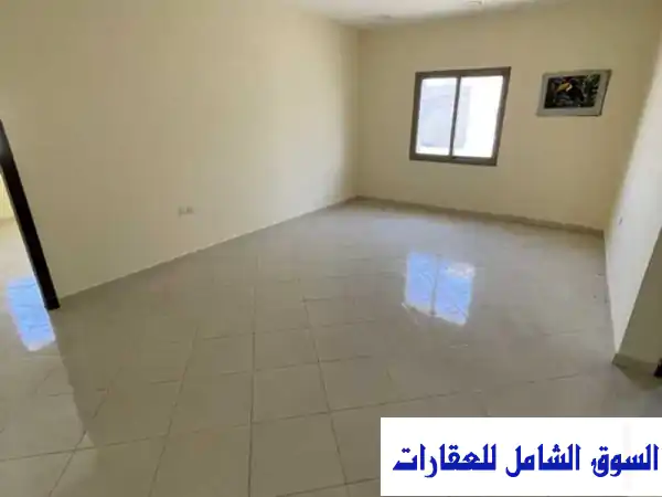 شقة للإيجار بتوبلي الوسطى: غرفتين نوم واسعة،...