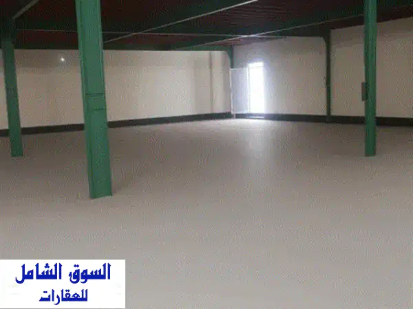 مستودع للإيجار في سلماباد، البحرين: 900م² بميزانين...