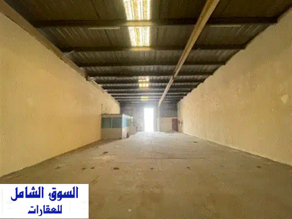 مستودع صناعي فاخر للإيجار بالشارقة - المنطقة...