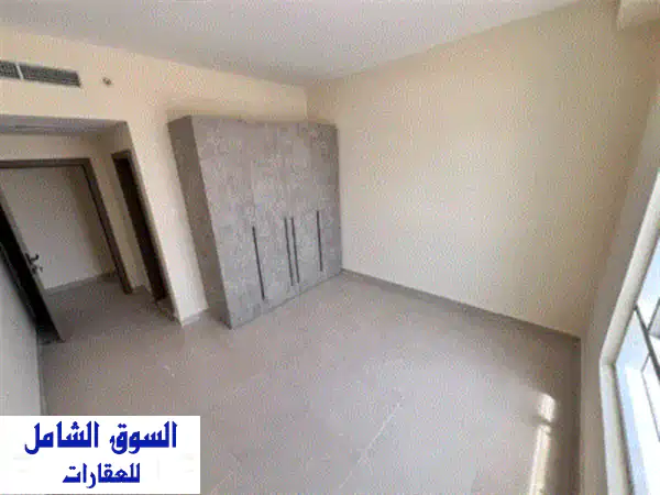 للإيجار السنوي في عجمان  شقة غرفتين وصالة أول ساكن باطلالة بحرية مباشرة كورنيش عجمان  أول صف على ...