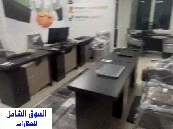فرصة استثمارية ذهبية: مكتب عقاري جاهز للتشغيل في عجمان بموقع مميز ورخصة جديدة!