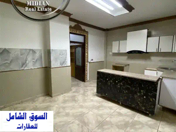 رقم الاعلان 8265 شقة شبه أرضي فارغة للإيجار الدوار السابع مساحة 170م مع تراس وحديقة 220م تشطيبات ...