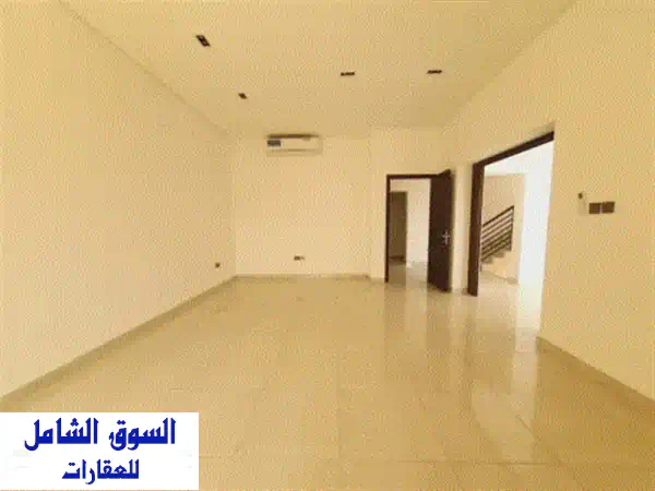 فرصة مميزة لاستئجار فيلا حديثة في منطقة الحوشي، احدى أكثر المناطق السكنية طلبا في الشارقة، حيث ...