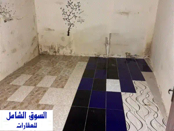 للإيجار السنوي  بيت عربي في البستان، عجمان. منطقة البستان موقع جيد ومناسب لسكن العمال. 3 غرف، ...