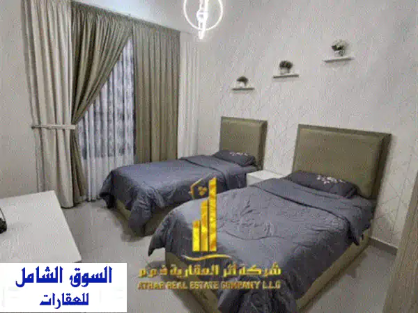 لراغبي الفخامة والتميز شقة فاخرة للإيجار الشهري غرفتين وصالة باطلالة مفتوحة مفروشة بالكامل بأثاث ...