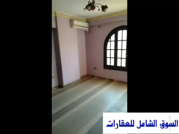 شقة للإيجار بشبرا مصر 170م | مكيفة بالكامل، 3 غرف،...