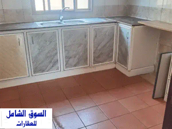 شقة عصرية وكبيرة للإيجار في الحد | غرفتي نوم | قرب مستشفى الشفاء | 170 د.ب فقط! | عداد EWA مستقل