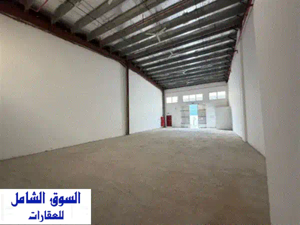 فرصة استثنائية! مستودع 2700 قدم مربع للإيجار...